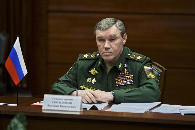 Generał Gierasimow chce przejść do historii