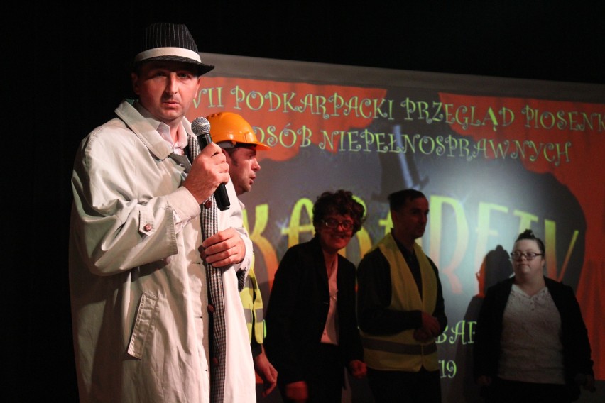 Piosenką kabaretową rozbawili publiczność podkarpackiego przeglądu w Gorzycach 