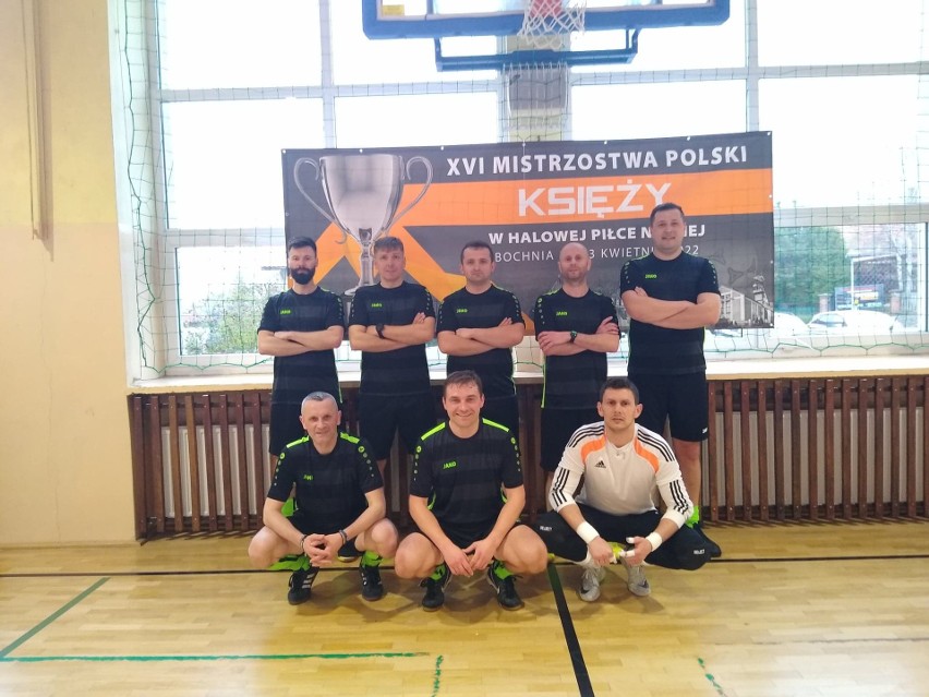 Księża z Diecezji Sandomierskiej w ćwierćfinale mistrzostw Polski w Bochni przegrali z Archidiecezją Częstochowską 0:1