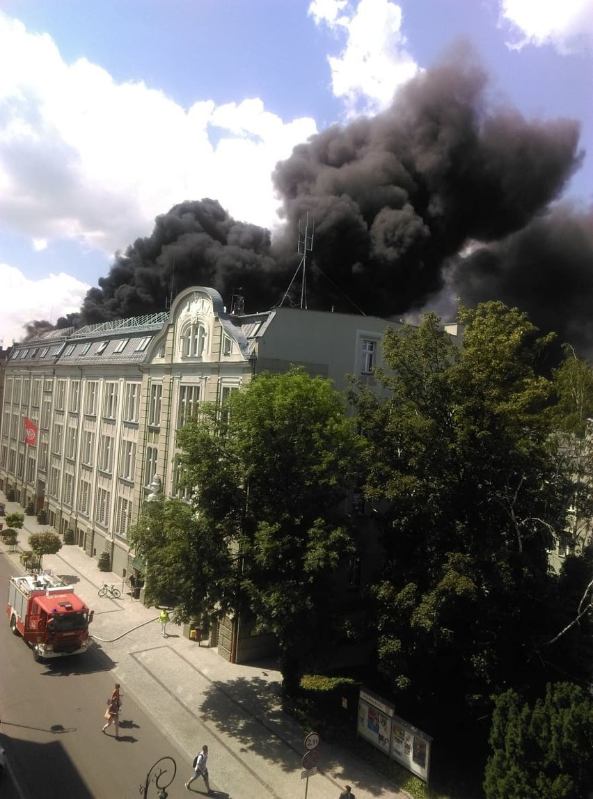 Pożar Urzędu Miasta w Raciborzu! Płonie dach magistratu....