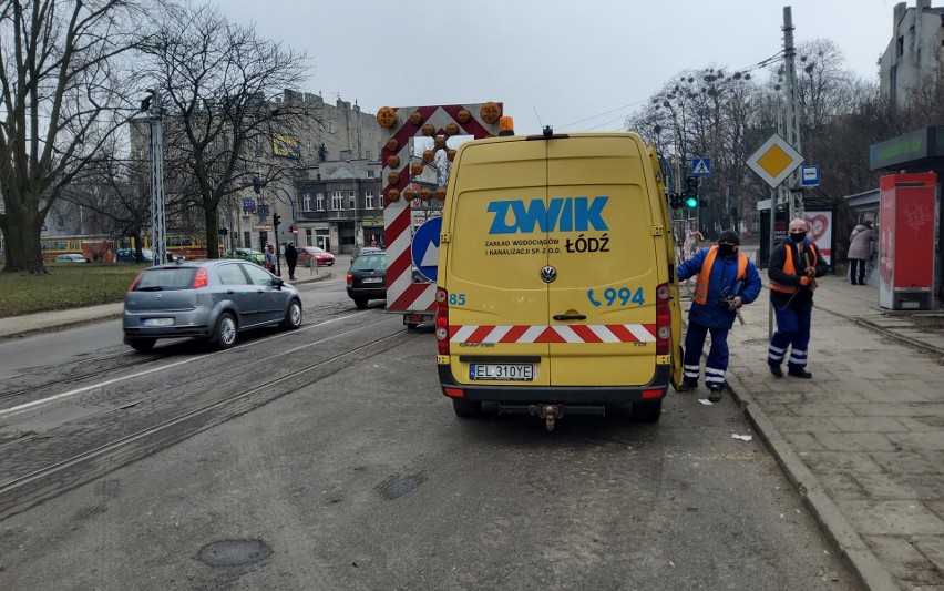 Wielka awaria wodociągowa na ul. Wojska Polskiego przy ul. Franciszkańskiej