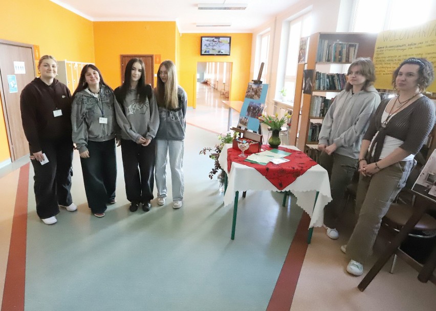 Dzień otwarty w VII Liceum Ogólnokształcącym Krzysztofa Kamila Baczyńskiego w Radomiu. Były pokazy i prezentacje. Zobacz zdjęcia