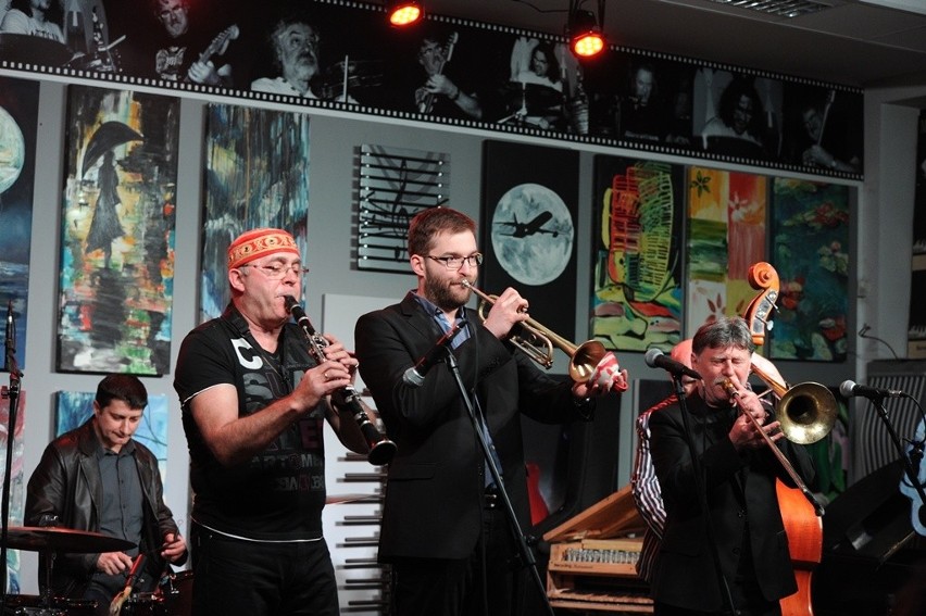 Kraków / Nowy Sącz. Nie żyje Jacek Mazur, saksofonista Jazz Band Ball Orchestra