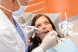 Jak długo żyje ząb po leczeniu kanałowym? Stosuj się do tych zasad, aby dłużej cieszyć się pięknym i zdrowym uśmiechem