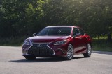 Lexus ES. Po raz pierwszy z napędem na cztery koła