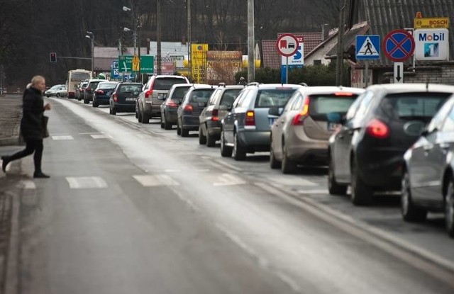 Pięć miejscowości doczeka się w najbliższym czasie obwodnic. Poprawi się jakości życia mieszkańców, zwiększy się ich bezpieczeństwo. Kiedy ruszą prace? Kiedy przetargi? MAPY I WIĘCEJ INFORMACJI - KLIKNIJ DALEJ