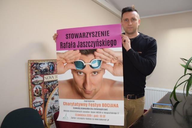 - Liczba miejsc jest ograniczona, zachęcam więc do zapisów - mówi Rafał Jaszczyński, organizator pływackiego festynu 