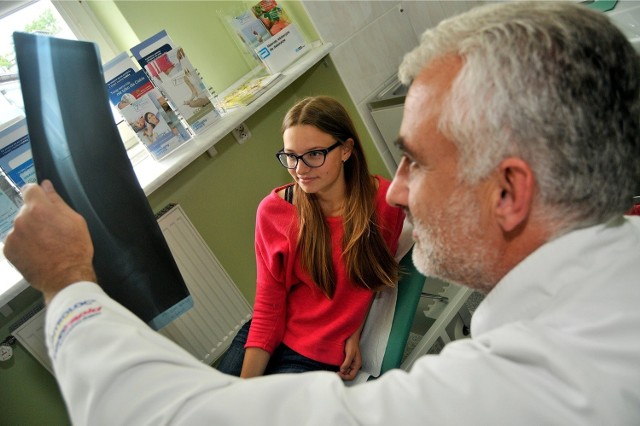 W ciągu ostatnich dwudziestu lat ortopedia zmieniła się  na korzyść pacjenta - twierdzi dr hab. med. Tomasz Mazurek, szef Katedry i Kliniki Ortopedii i Traumatologii Narządu Ruchu GUMed.