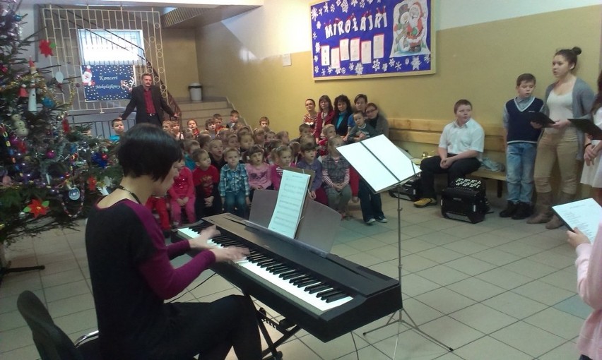 Koncert w Zespole Szkół w Dretyniu