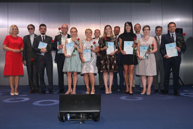 W czwartek, 13 czerwca w Centrum Konferencyjnym Targów Kielce odbyła się uroczysta gala plebiscytu Hipokrates Świętokrzyski 2018, podczas której laureaci z powiatu oraz całego regionu, otrzymali statuetki i dyplomy. Oto laureaci w kategoriach Lekarz Rodzinny, Pediatra, Stomatolog, Pielęgniarka/Położna oraz Przychodnia/Gabinet Roku w Kielcach.