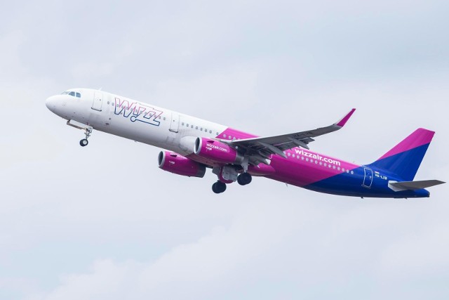 Samoloty linii Wizz Air po latach wracają do Łodzi. Nowe połączenie dla Portu Lotniczego Łódź ma oznaczać, że lotnisko obsłuży dodatkowe 35 tys. pasażerów w skali roku