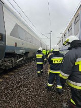 W Psarach doszło do awarii pociągu jadącego na Litwę. Strażacy pomogli w ewakuacji 120 pasażerów