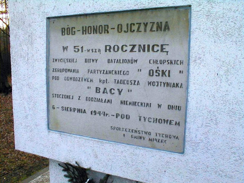 Rocznicowe uroczystości odbędą się przed pomnikiem...