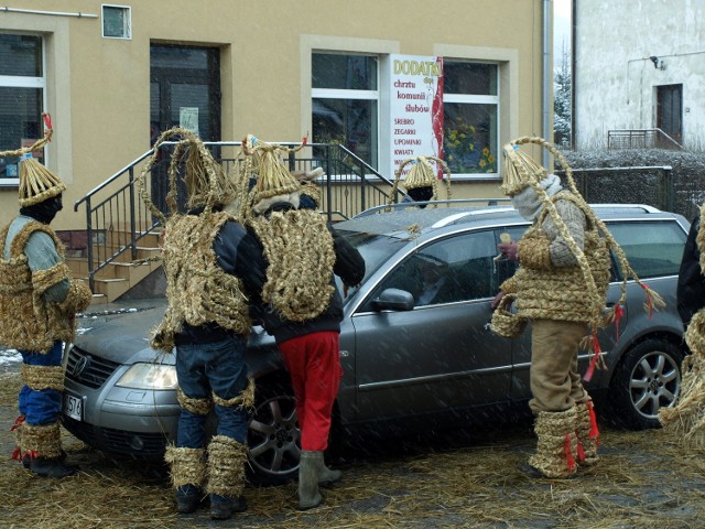 Dziady Śmiguśne w Dobrej.