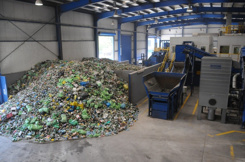 Kraków rozbudowuje sortownię śmieci, żeby spełnić unijne wymogi recyklingu [WIDEO, ZDJĘCIA]