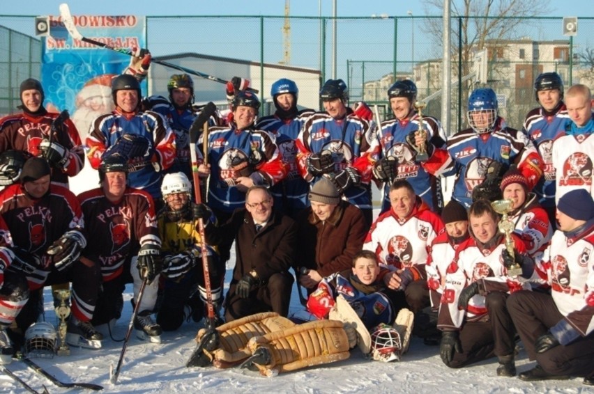Turniej hokejowy o puchar prezydenta (zdjęcia)