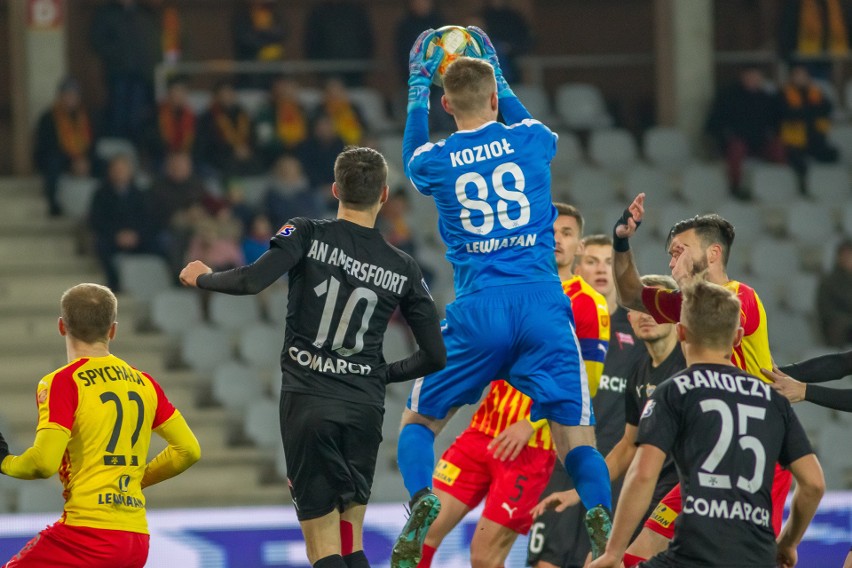 Korona Kielce ma najlepszą passę w polskiej ekstraklasie i jedną z lepszych w Europie. Marek Kozioł niepokonany od 440 minut! 