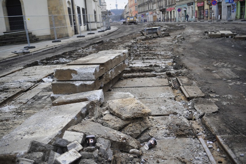 Trwa remont ulicy Krakowskiej. Zobacz, jak postępują prace [ZDJĘCIA]