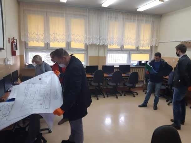Wielkie zmiany w szkole w Brynicy i Rykoszynie, w gminie Piekoszów. Rusza termomodernizacja 