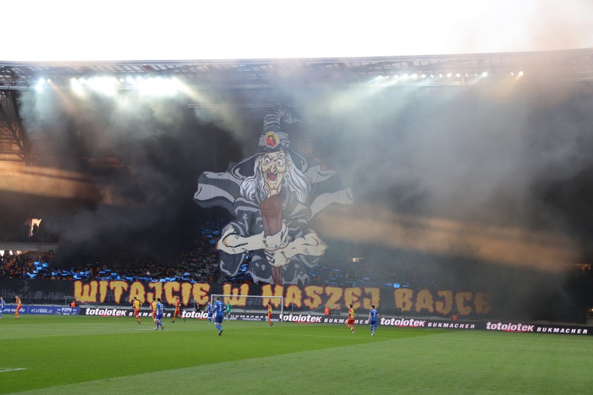 Totolotek Puchar Polski: Jagiellonia Białystok - Miedź Legnica 2:1. Jaga zagra na Narodowym (WYNIK, RELACJA, ZDJĘCIA, PUCHAR POLSKI 2019)