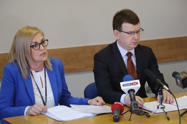 O wynikach konkursu dla organizacji pozarządowych poinformowali Małgorzata Stafijowska z Urzędu Miasta i prezydent Ostrowca Jarosław Górczyński.