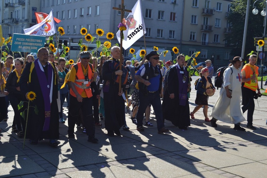 Pielgrzymka Diecezji Sandomierskiej już na Jasnej Górze...