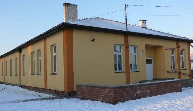 Szkoła Filialna w Sułkowie koło Krasocina.