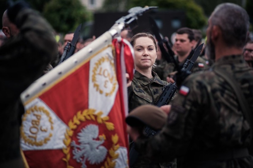 W Rzeszowie odbyła się uroczystość złożenia przysięgi wojskowej przez żołnierzy 3. Podkarpackiej Brygady Obrony Terytorialnej [ZDJĘCIA]