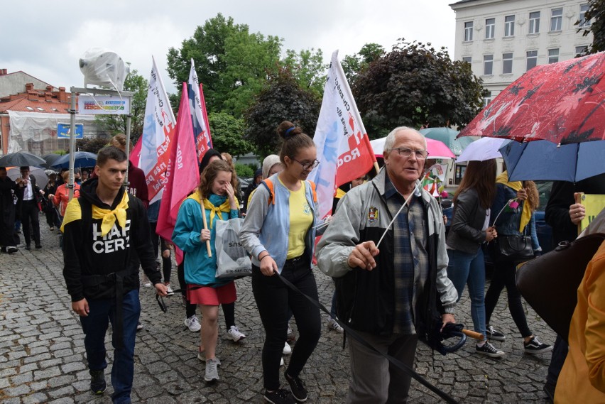 Marsz dla Życia i Rodziny przeszedł ulicami Bielska-Białej ZDJĘCIA