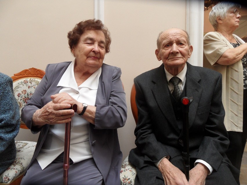Sosnowiec: Sosnowiczanie Anna i Edmund Wywiałowie żyją razem 70 lat