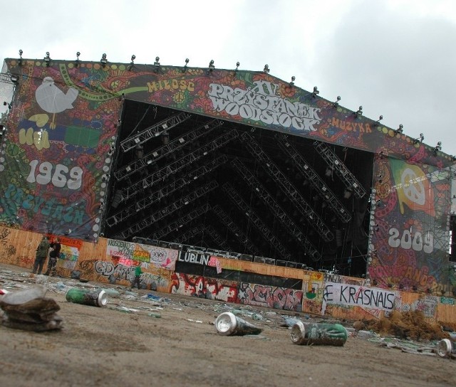 Po zakończonym Przystanku Woodstock co roku na festiwalowym polu zostają tony śmieci. Ale można to zmienić biorąc w udział choćby w takich akcjach jak Orkiestra Recyclingowa.