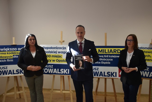 W kontekście planów sprzedaży polskich firm, Kowalski apeluje o głosowanie przeciwko, podkreślając, że repolonizacja jest gwarantem spokoju dla miejsc pracy