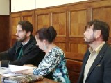 Proces w sprawie śmierci znanego dziennikarza Bohdana Gadomskiego w sądzie w Łodzi. Prokuratura oskarżyła śpiewaka operowego i jego żonę