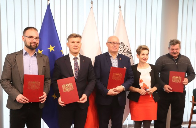 Umowa o współpracy samorządów została podpisana w ostatni piątek, 5 listopada, w siedzibie Urzędu Miejskiego w Radomiu.