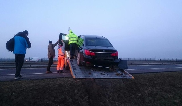 Samochód prezydenta wypadł z drogi koło Lewina Brzeskiego w piątek 4 marca.