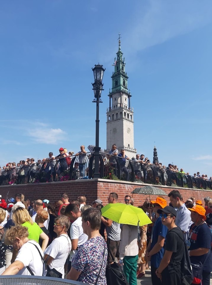 Pielgrzymi z Sieradza i Zduńskiej Woli podczas Drogi...