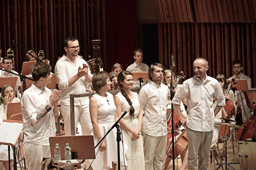 Zespół Frument w towarzystwie Orkiestry Symfonicznej Zespołu...