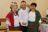 Warsztaty kulinarne w Zespole Szkół Ponadpodstawowych numer 3 w Końskich z ekspertem Cezarym Powałą