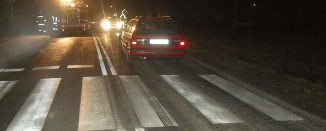 Policjanci zatrzymali dowód rejestracyjny samochodu i prawo jazdy kierowcy volkswagena passata, którym okazał się 86-letni mieszkaniec Głogówka.