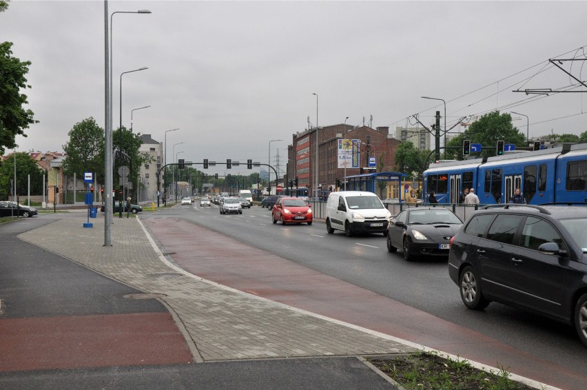 Kraków. Rewolucyjne zmiany w ruchu pod Wawelem i na ulicach w centrum. Mniej miejsc dla aut, więcej dla pieszych i rowerzystów - szczegóły