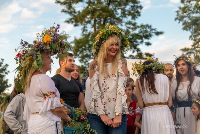 Noc Kupały to magiczne wydarzenie obchodzone także na Ziemi Lubuskiej, które przypada na najkrótszą noc w roku. Towarzyszą mu liczne atrakcje i tradycje w postaci konkursów, zabaw słowiańskich.