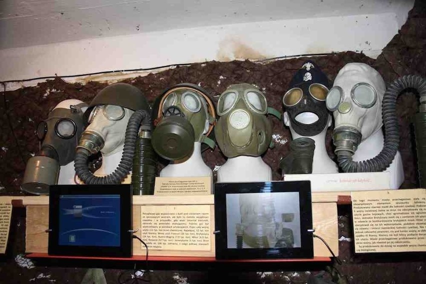 Wystawa militariów w Schronie Dowodzenia OW Śląsk w...