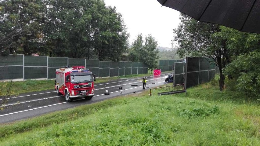 Wypadek w Bochni na DK 94. Nie żyją dwie osoby [ZDJĘCIA, WIDEO]