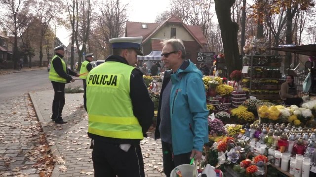 Akcja ZNICZ w programie Patryka Drabka "Noga z gazu. Raport z dróg"