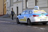 Wojna taksówkarzy w Toruniu. Jak obrzydzić życie konkurencji? 