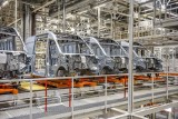 Volkswagen Poznań czasowo wstrzymuje produkcję samochodów. Co z pracownikami?