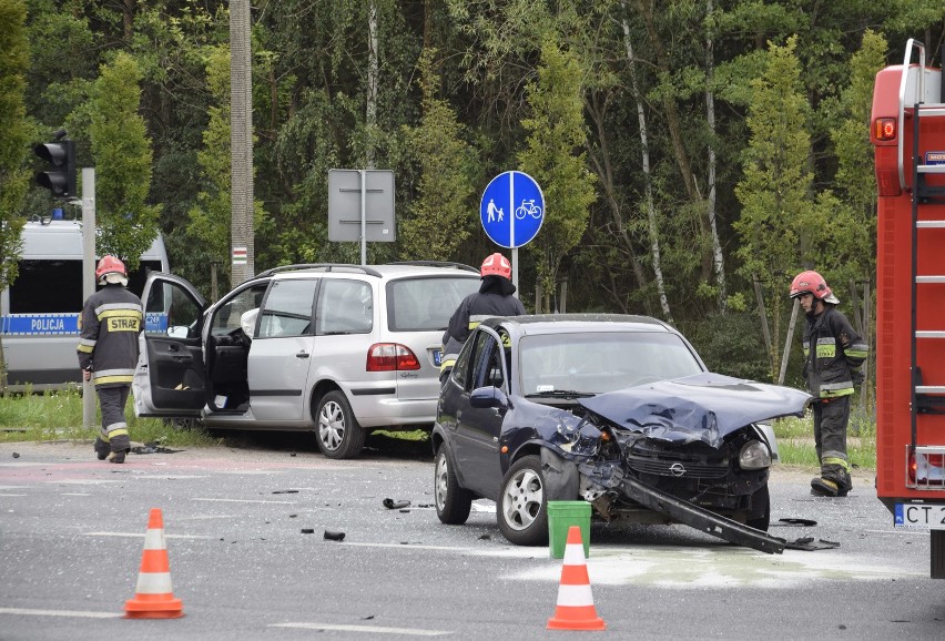 Wypadek na skrzyżowaniu Armii Krajowej i Zamczysko