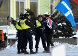 Kanada: Premier Justin Trudeau zażądał zakończenia protestu kierowców ciężarówek. Nie ma mowy, pada w odpowiedzi