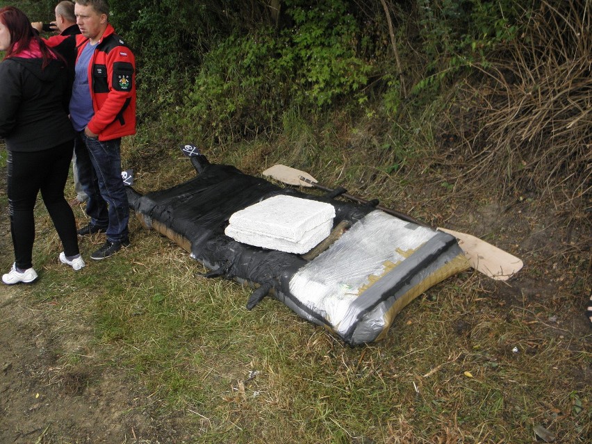 Nie zabrakło chętnych, którzy na specjalnie przygotowanych...