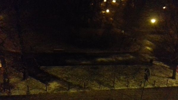 Spadł pierwszy śnieg! Sprawdziły się prognozy w Łodzi sypie biały puch [FILM]